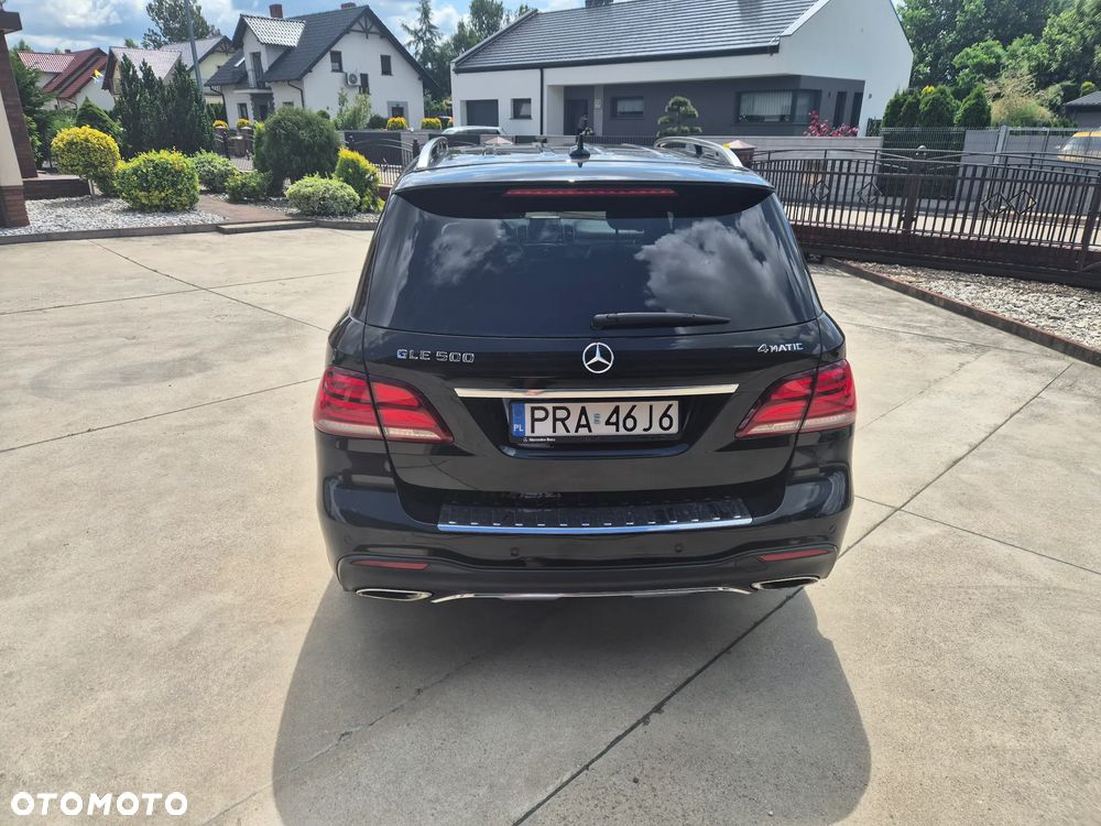 Mercedes-Benz GLE 500 4-Matic 7G-TRONIC - 12