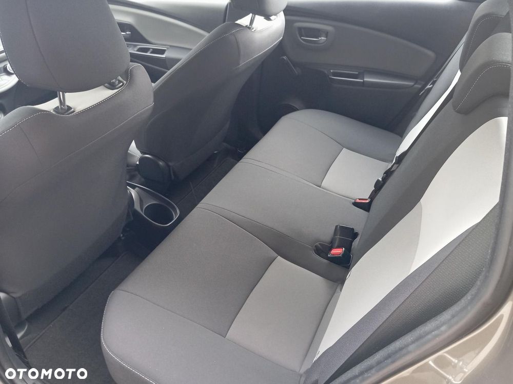 Toyota Yaris - 11