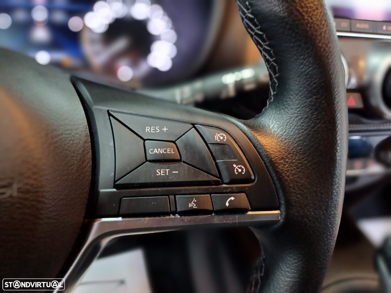 Nissan Juke 1.6 Hybrid N-Connecta - 16