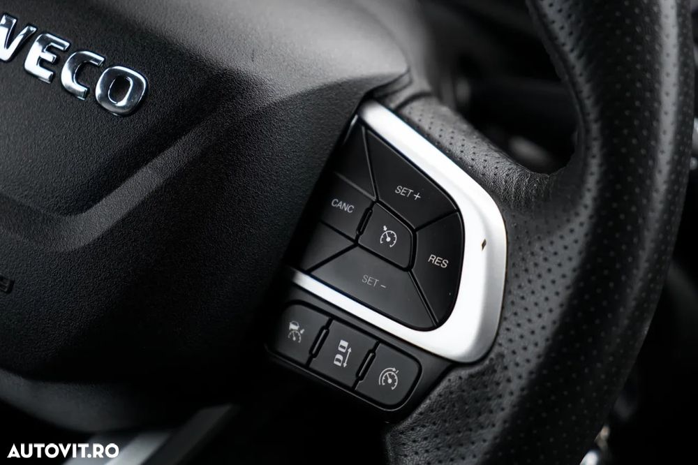 Iveco DAILY / 50C18 / AER CONDIȚIONAT / 66.000 km !!! / HI-MATIC / IMPORTAT - 23