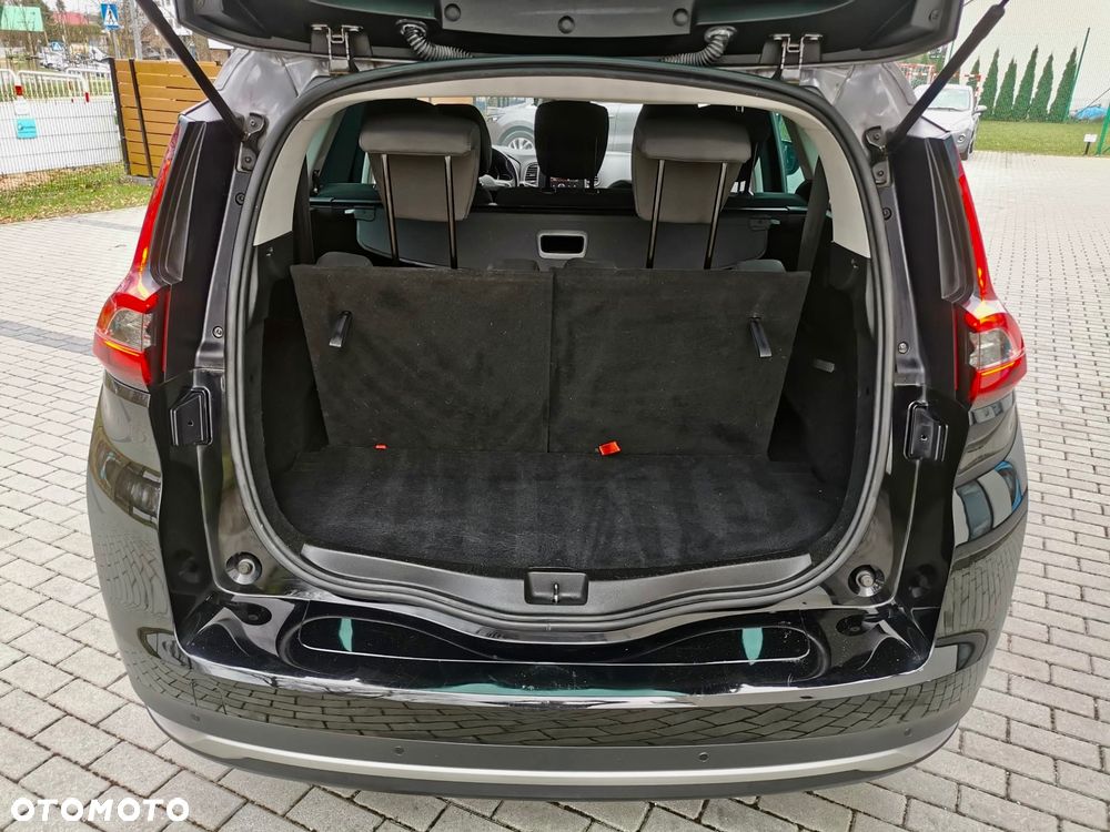 Renault Scenic ENERGY TCe 140 LIMITED - 18