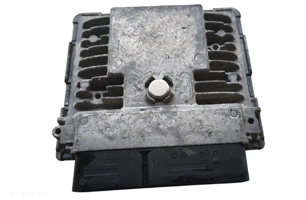 VW BEETLE 12r 1.2 TSI KOMPUTER SILNIKA 03F906070JD - 1