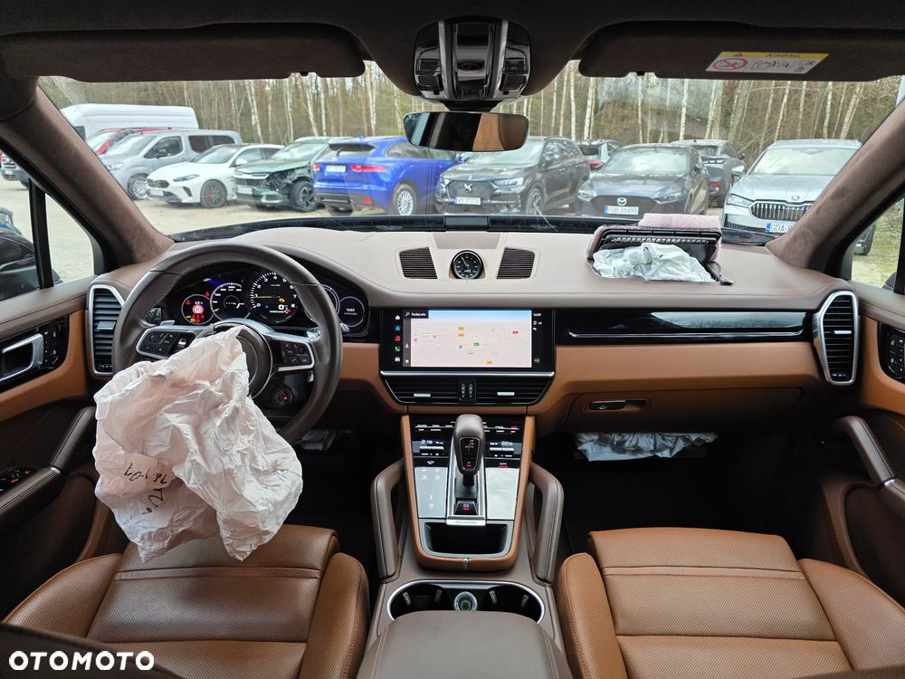 Porsche Cayenne E-Hybrid Platinum Edition - 17