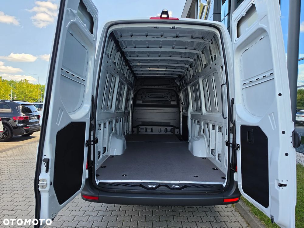 Mercedes-Benz Sprinter 319 CDI Furgon Ekstra Długi 4325+mm - 14