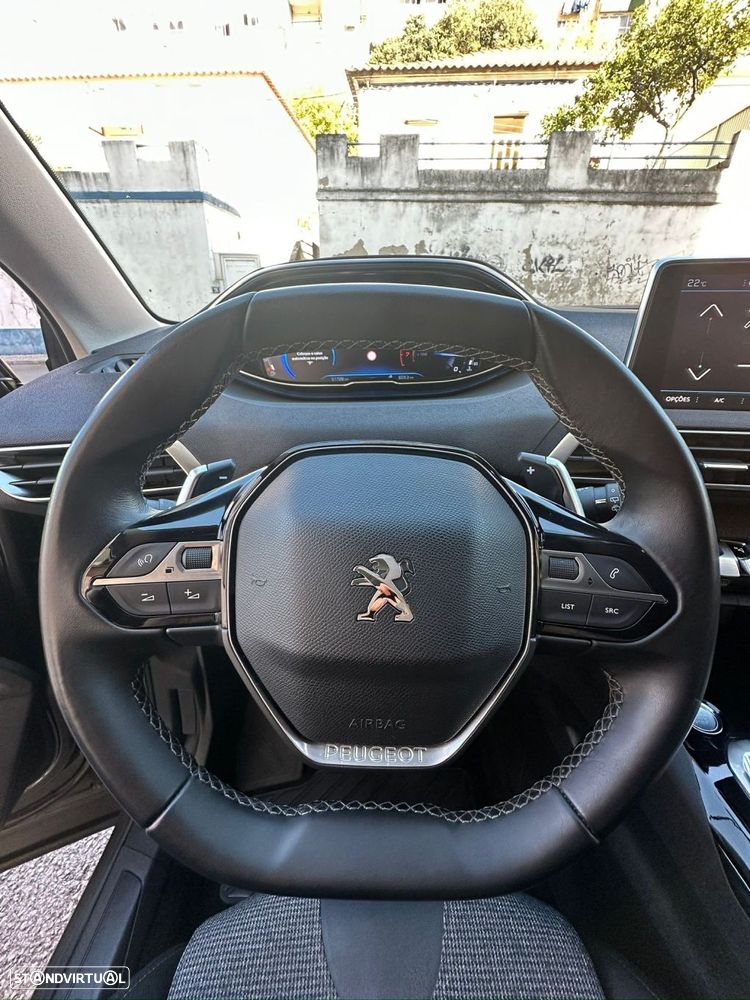 Peugeot 3008 1.2 PureTech Allure EAT6 - 11