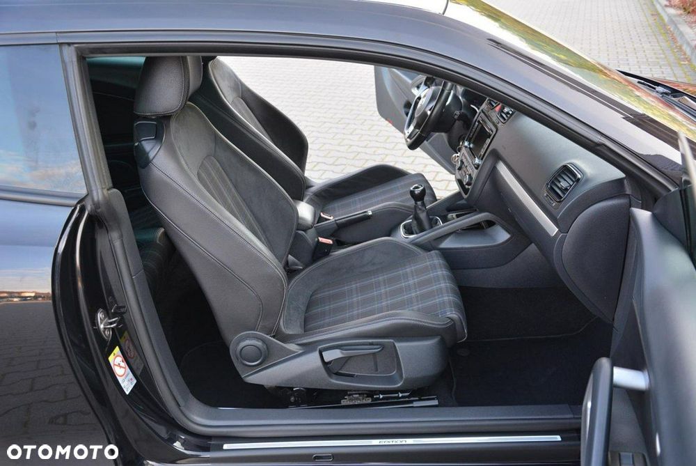 Volkswagen Scirocco - 15