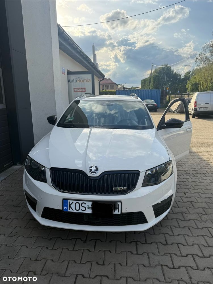 Skoda Octavia 2.0 TDI DSG RS - 1