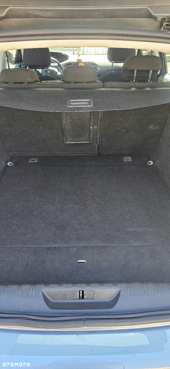 Peugeot 308 1.5 BlueHDi Active Pack S&S EAT8 - 8