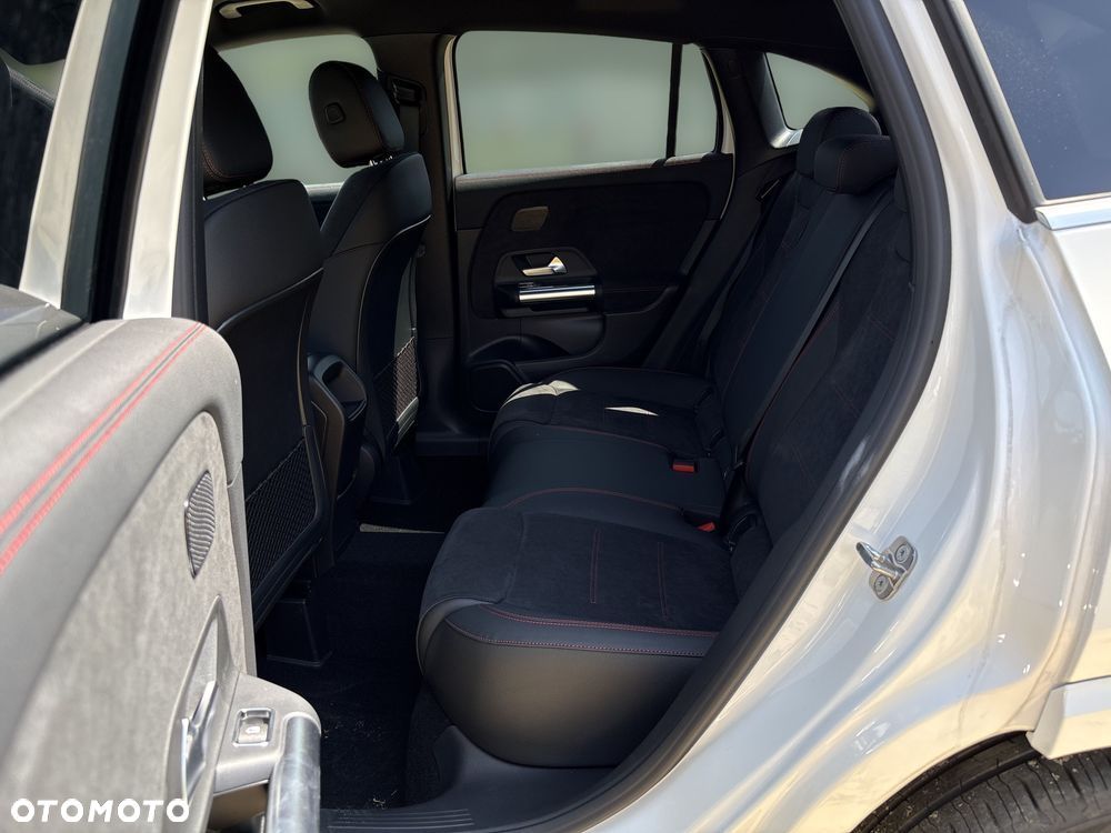 Mercedes-Benz GLA 200 mHEV AMG Line 7G-DCT - 9