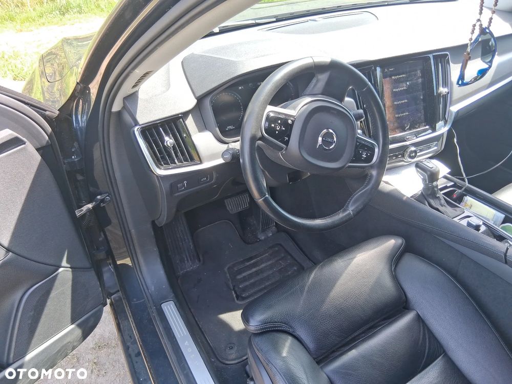 Volvo V90 D3 Geartronic Momentum Pro - 8