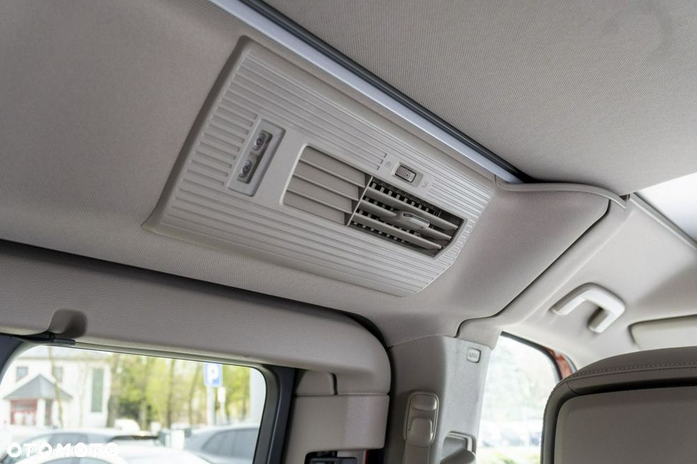 Volkswagen California - 33