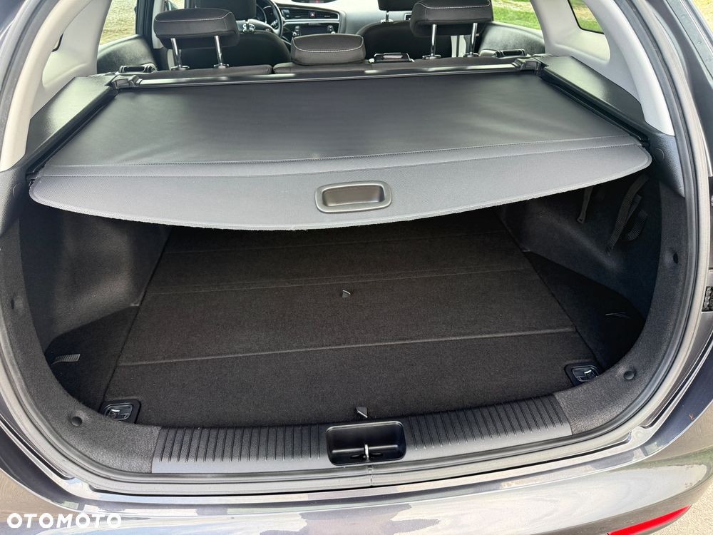 Kia Ceed 1.6 CRDi 136 ISG Dream Team Edition - 5