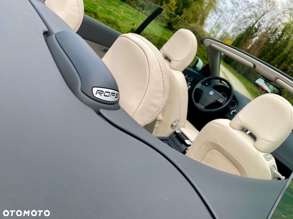 Volvo C70 T5 Summum - 22