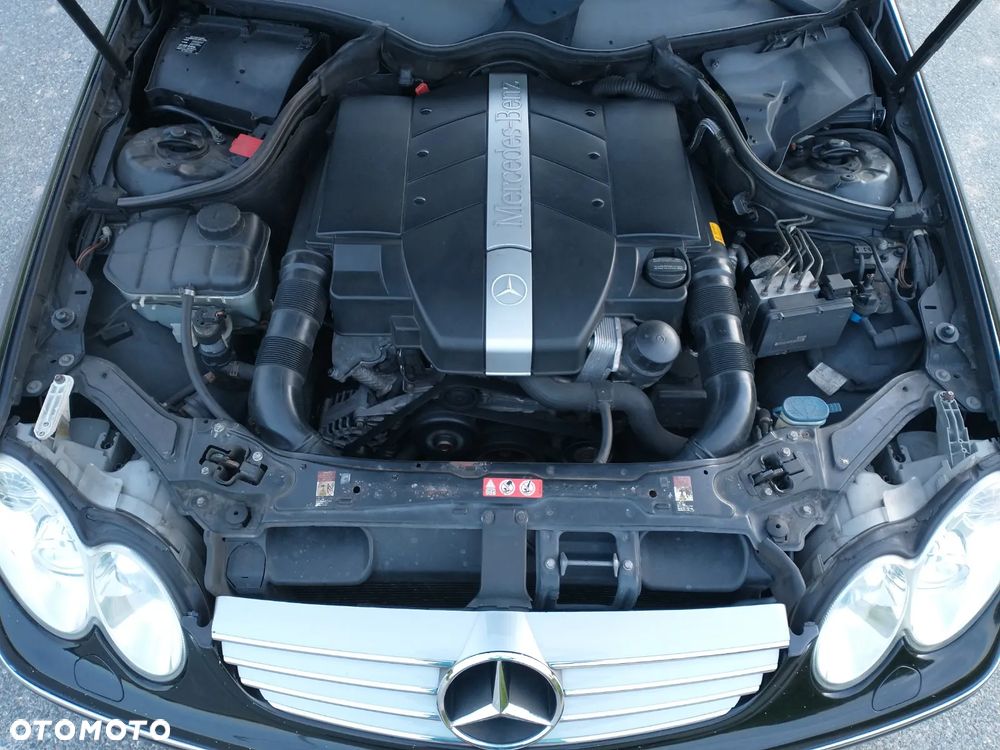 Mercedes-Benz CLK - 11