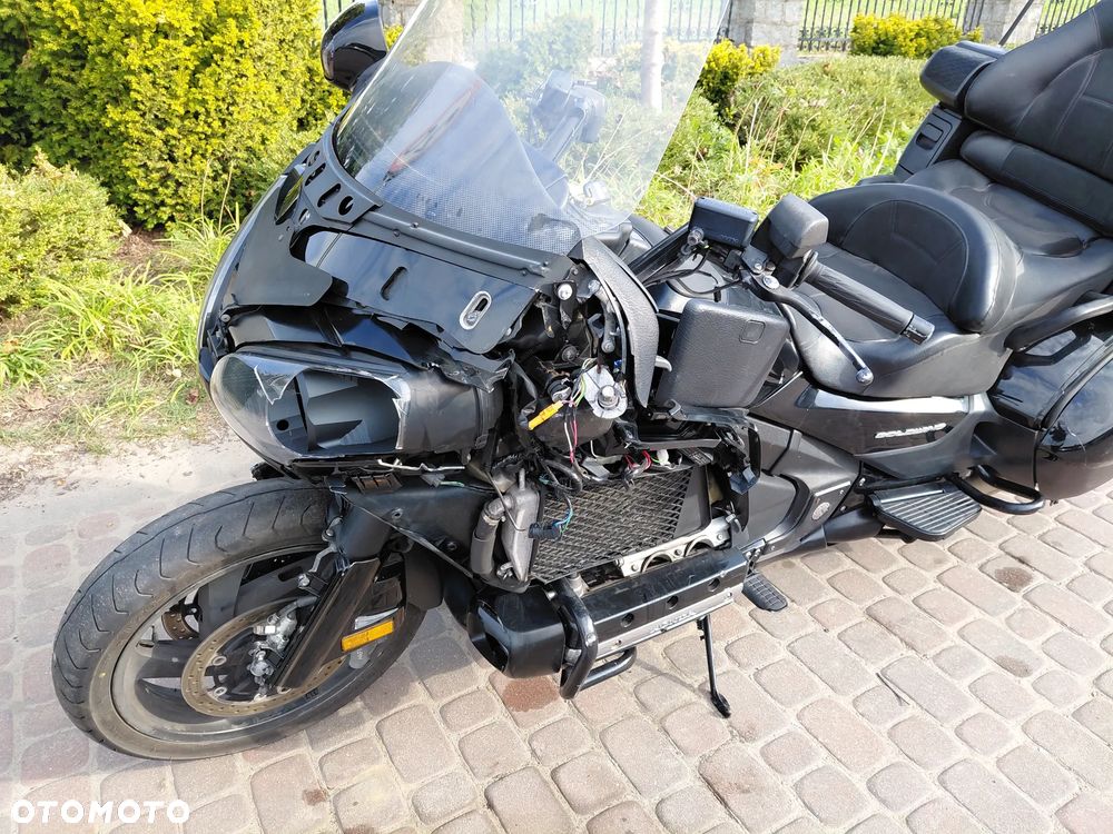 Honda GL - 19