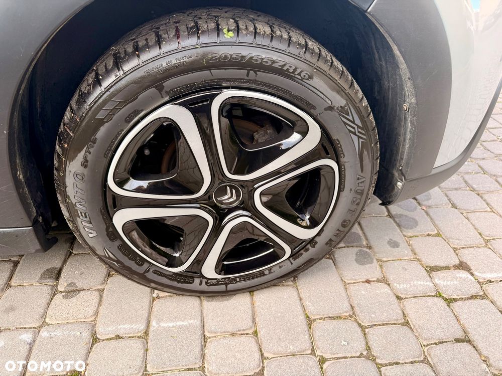 Citroën C3 HDi BlueHDi 100 Exclusive - 28