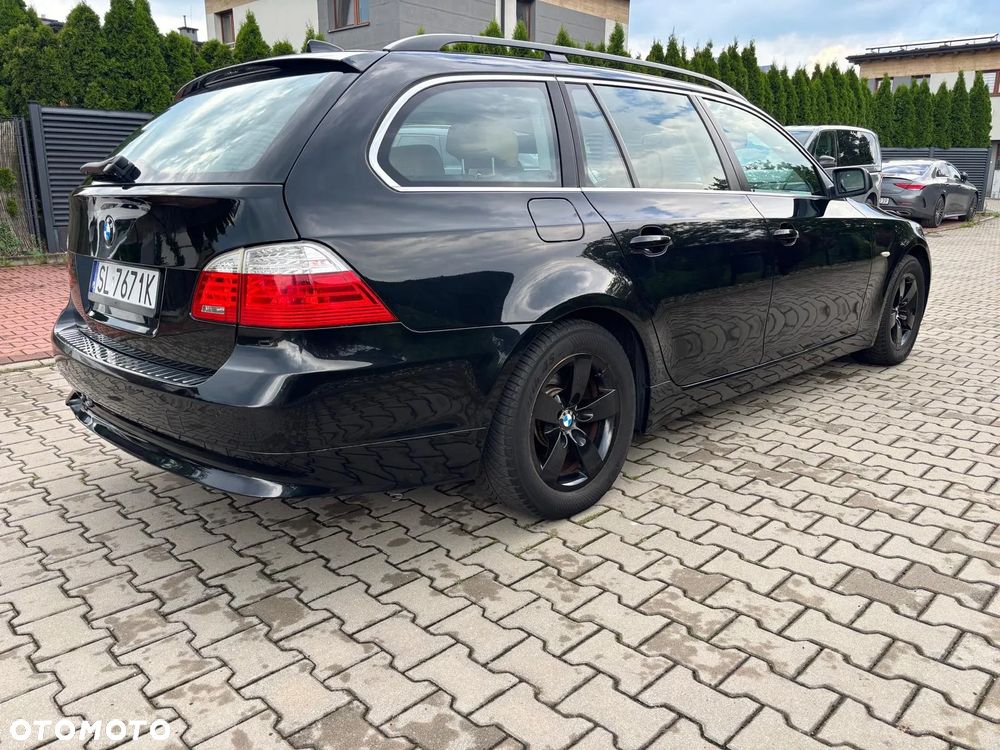 BMW Seria 5 525i - 7
