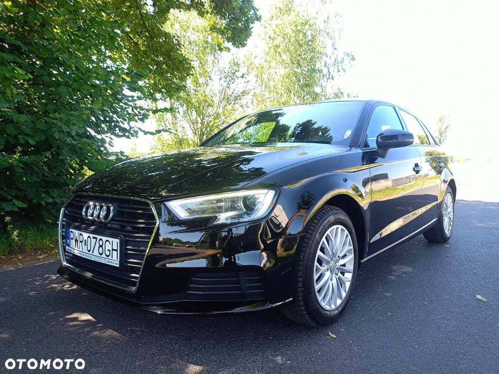 Audi A3 Sportback 2.0 TDI S tronic design - 1