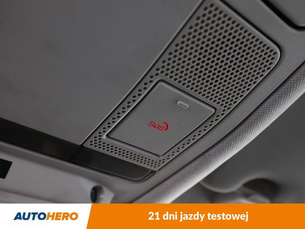 Land Rover Discovery Sport 2.0 TD4 Pure - 33