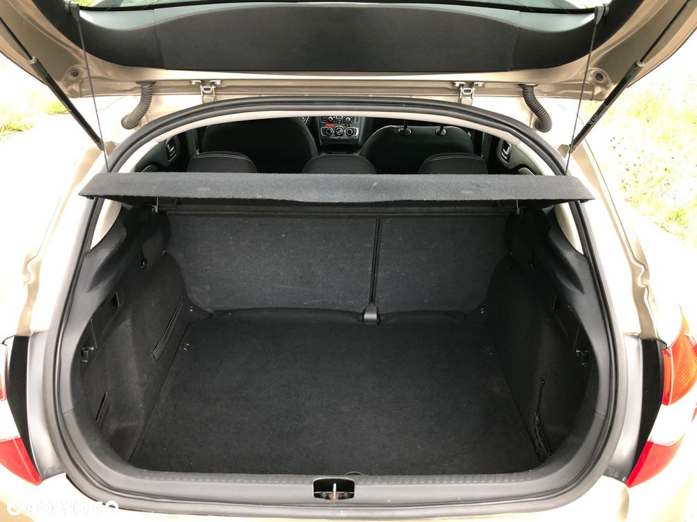 Citroën C4 1.6 e-HDi Exclusive MCP - 13