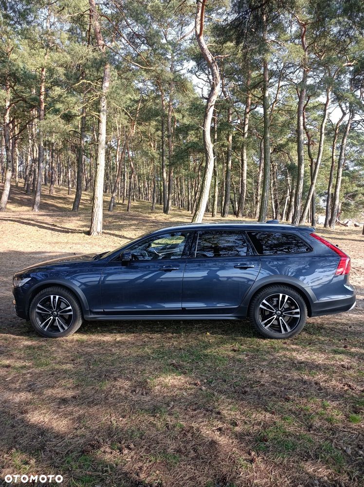 Volvo V90 Cross Country D4 AWD - 32