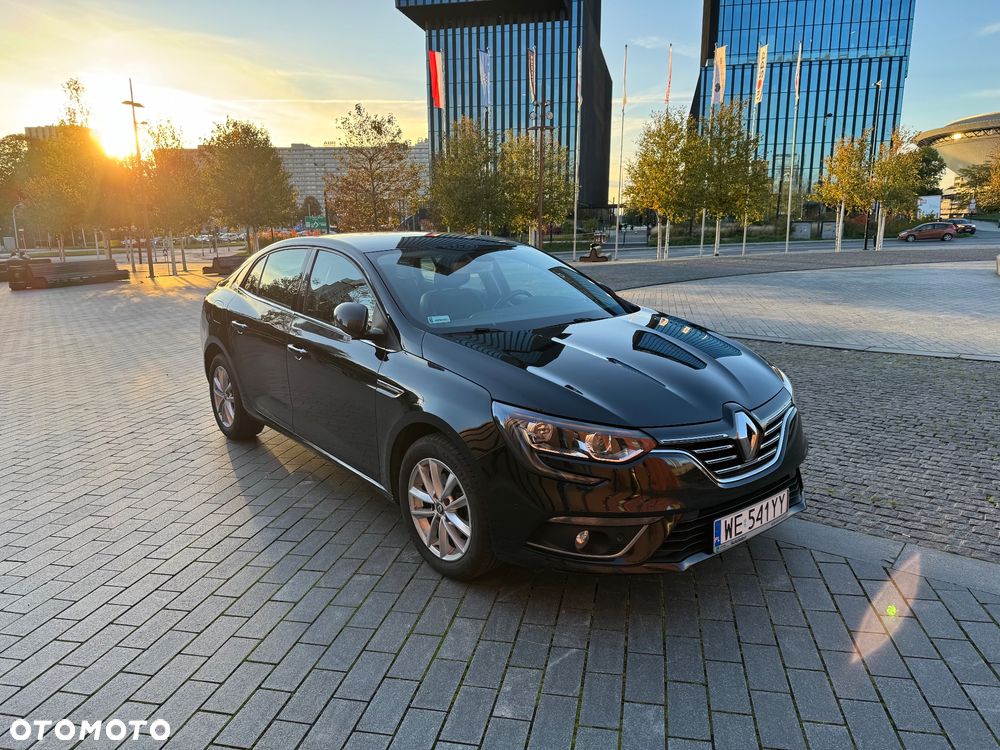 Renault Megane 1.5 Blue dCi Intens - 10