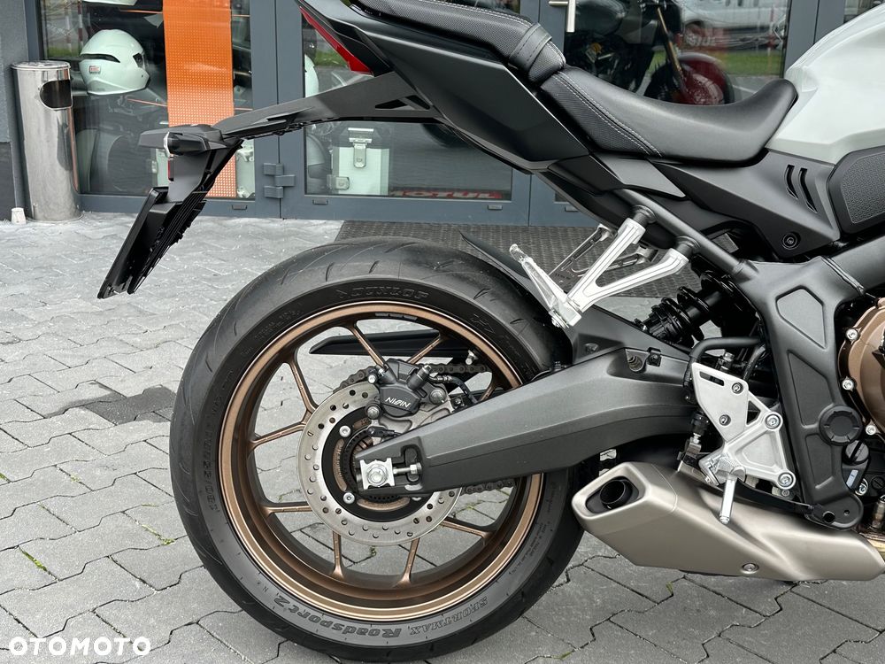 Honda CB - 6