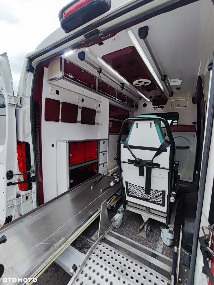 Fiat Ducato Ambulans/Karetka - 13
