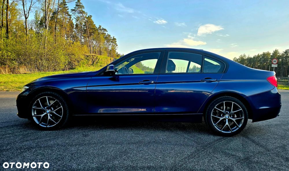 BMW Seria 3 318d Sport Line Shadow - 2
