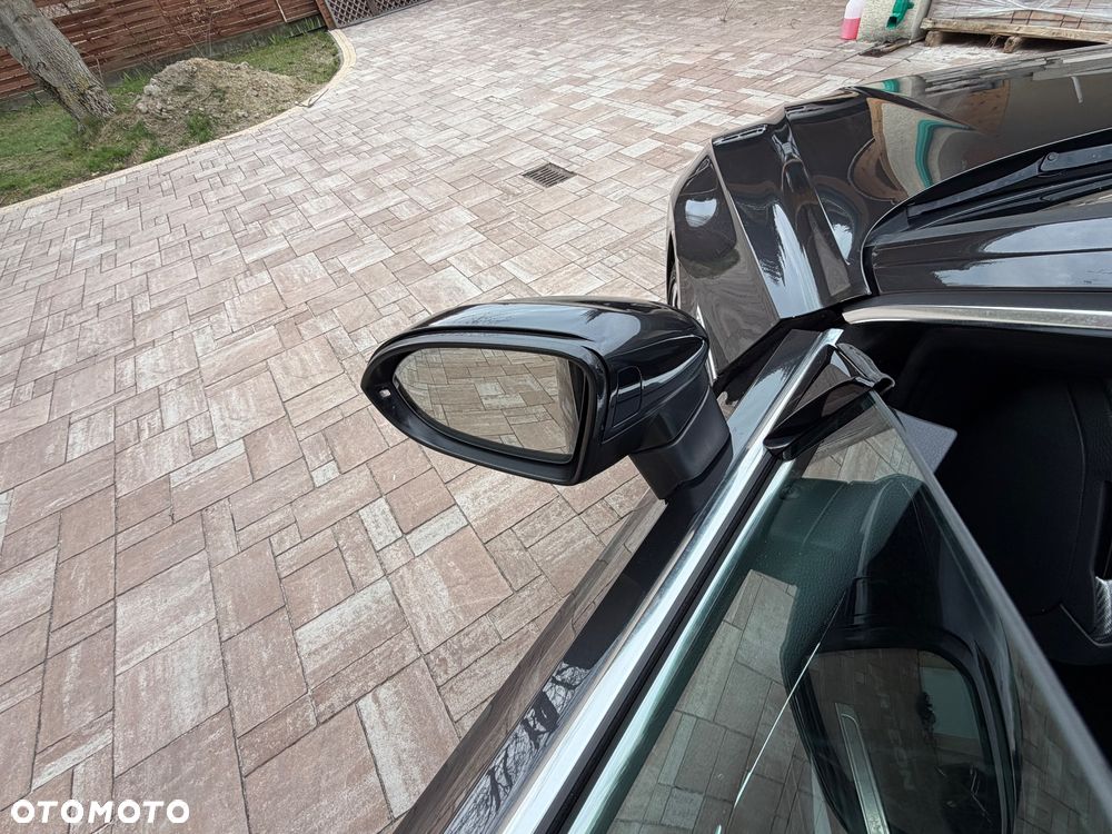 Volkswagen Arteon 2.0 TDI SCR DSG R-Line Edition - 13