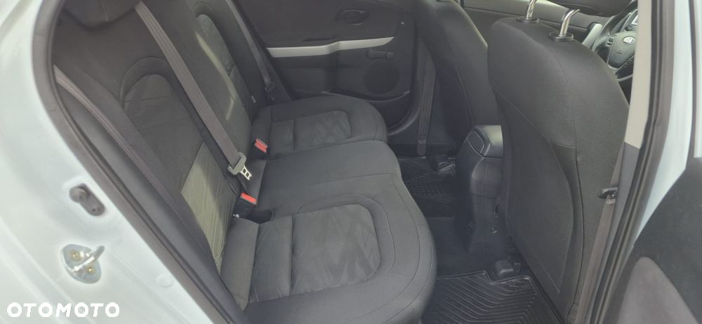 Kia Ceed 1.4 CRDi M - 22