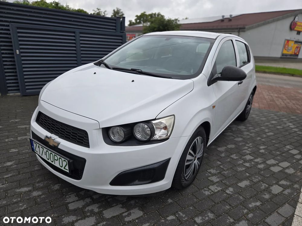Chevrolet Aveo 1.2 LS - 34