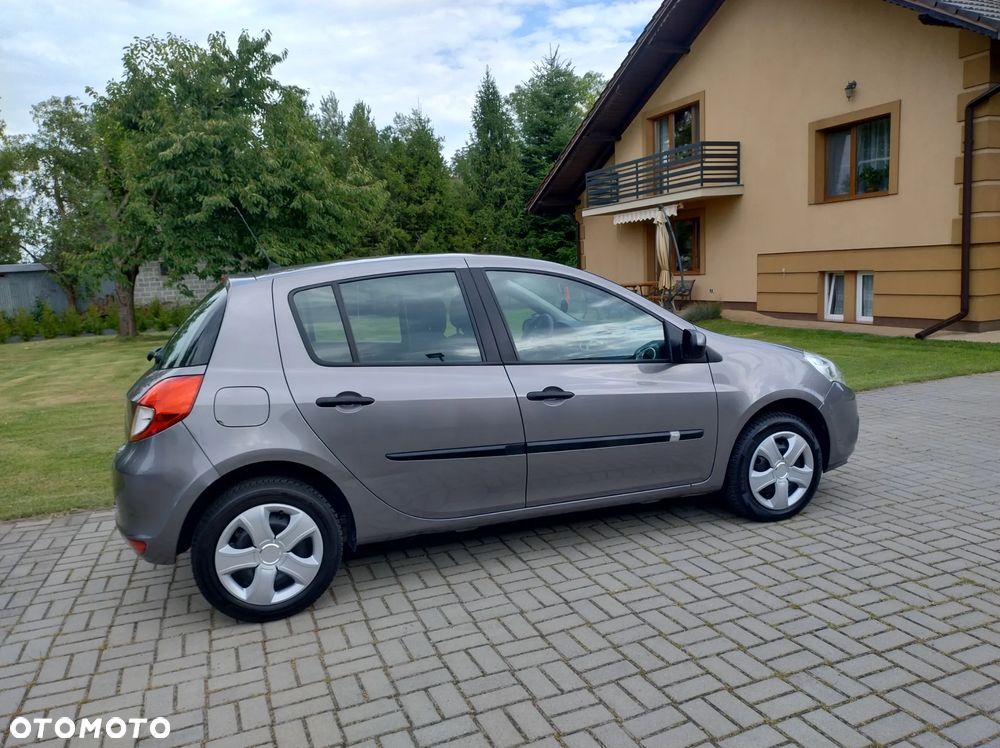 Renault Clio 1.2 16V 75 Dynamique - 7
