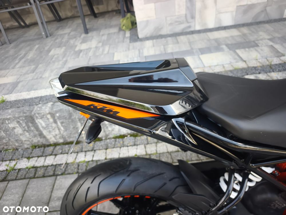 KTM Duke 390 - 20