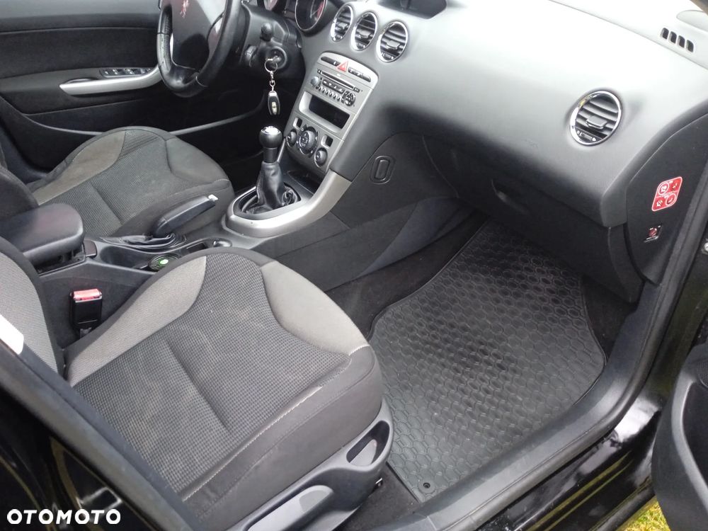 Peugeot 308 1.6 Premium - 10