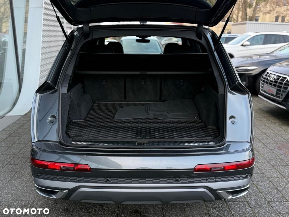 Audi Q7 - 25