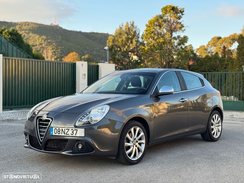 Alfa Romeo Giulietta 1.6 JTDm Exclusive - 1