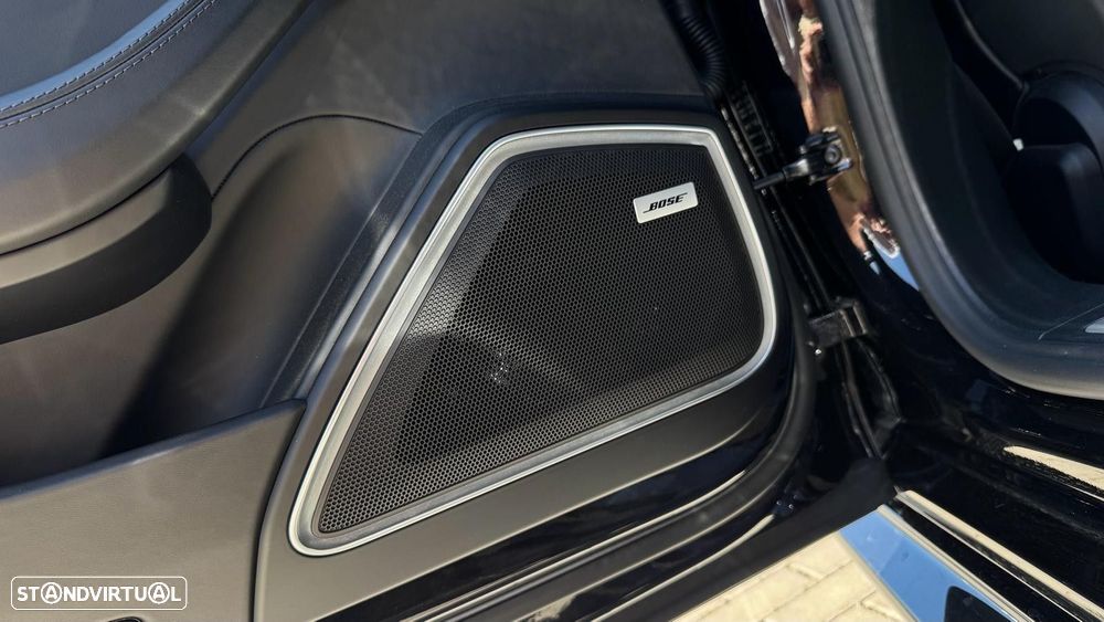 Porsche Panamera 4 E-Hybrid - 8