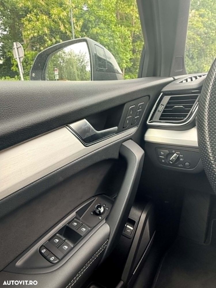 Audi Q5 55 TFSI e quattro S tronic PHEV S Line - 2