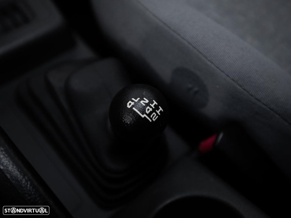 Suzuki Vitara - 16