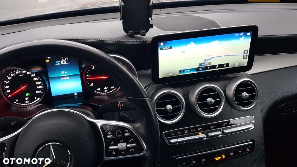 Mercedes-Benz GLC 200 d 4Matic 9G-TRONIC - 33