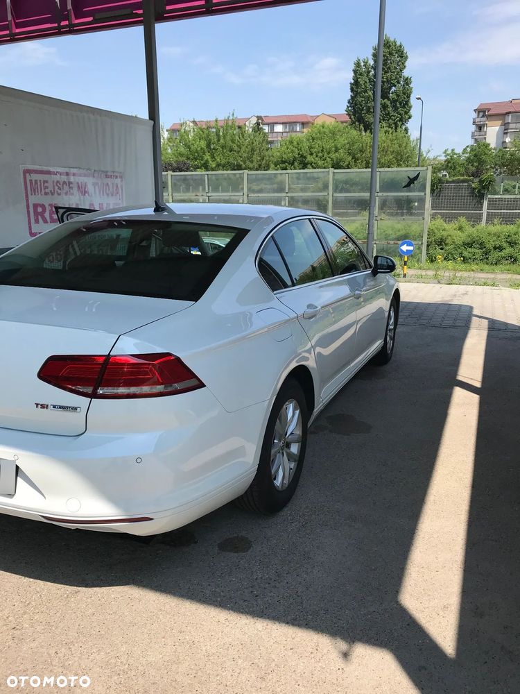 Volkswagen Passat 1.8 TSI BMT Comfortline - 3