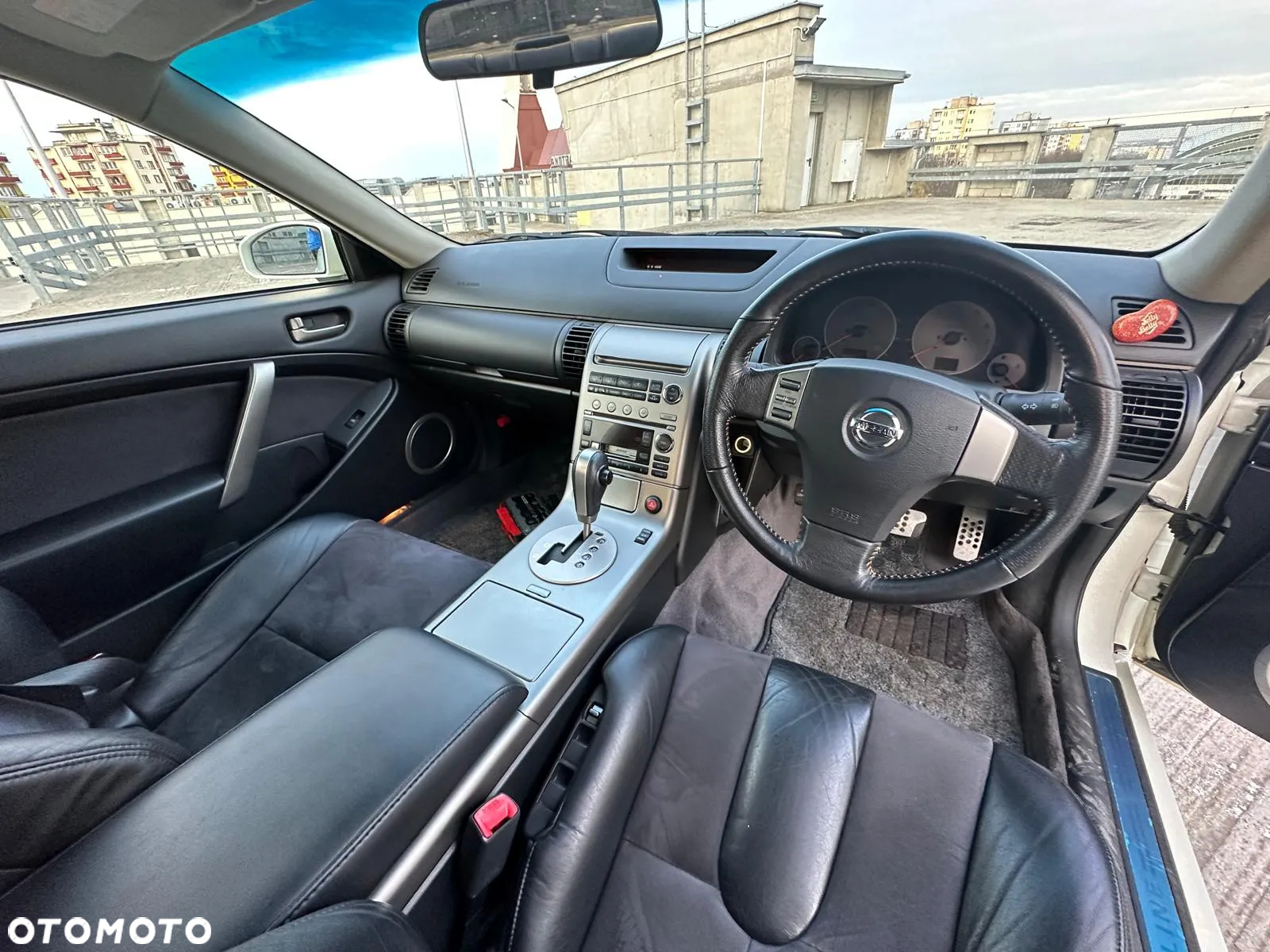Infiniti G - 10