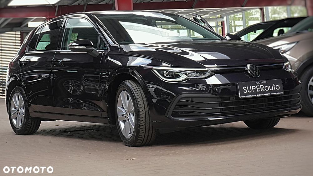 Volkswagen Golf 1.5 eTSI Life DSG - 2