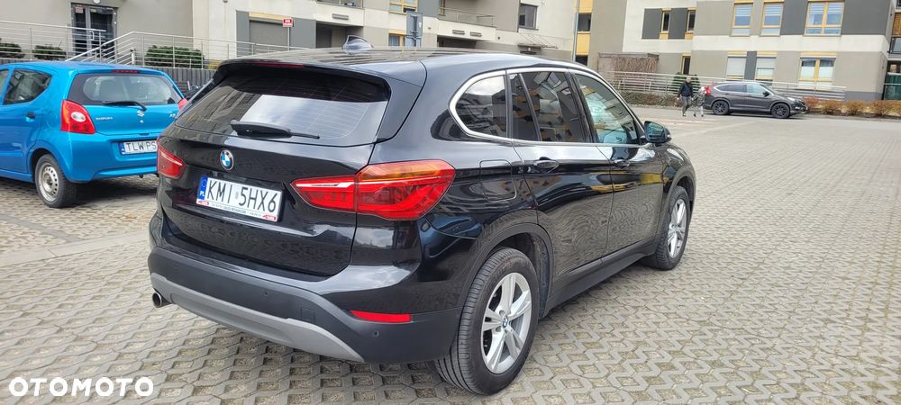 BMW X1 sDrive18d - 8