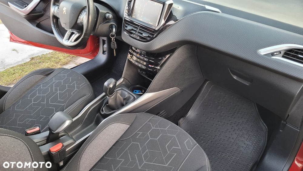 Peugeot 2008 1.2 Pure Tech Active - 21