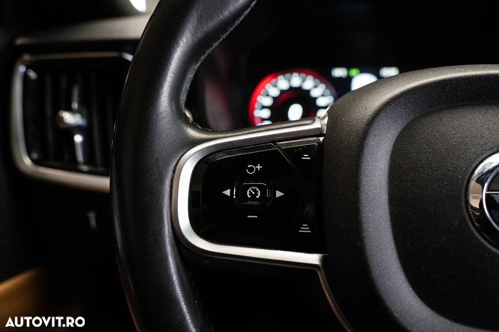 Volvo S90 D4 Geartronic Momentum - 19