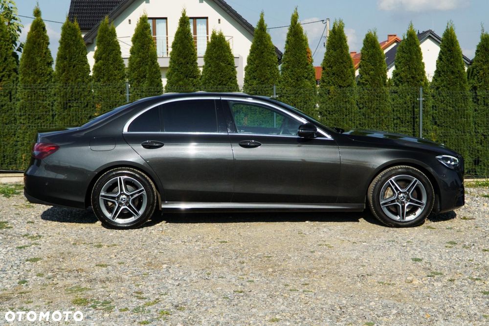 Mercedes-Benz Klasa E - 9