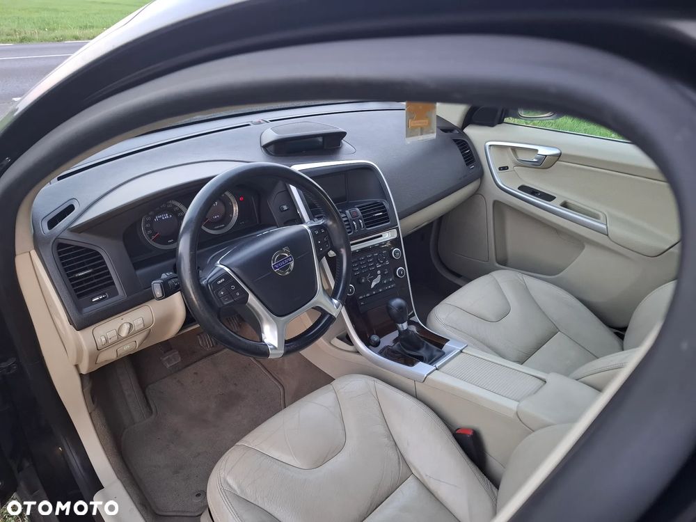 Volvo XC 60 D4 RDesign - 5