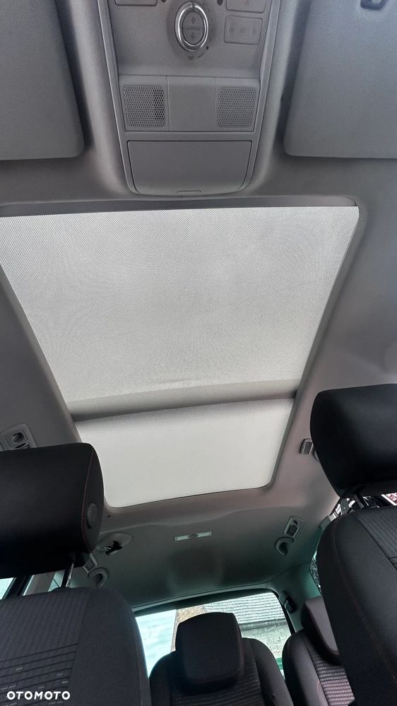 Volkswagen Sharan - 22